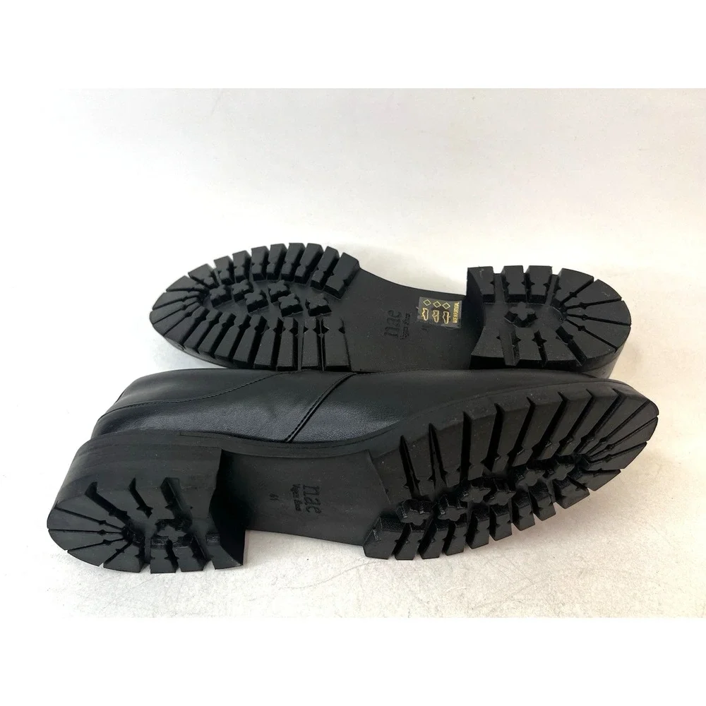 nae Vegan Shoes Women's Emisa Loafer in‎ Apple Skin Black w/ Strap Buckle Sz 9.5